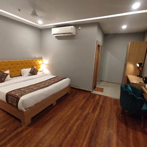 Hotel Sds Grand